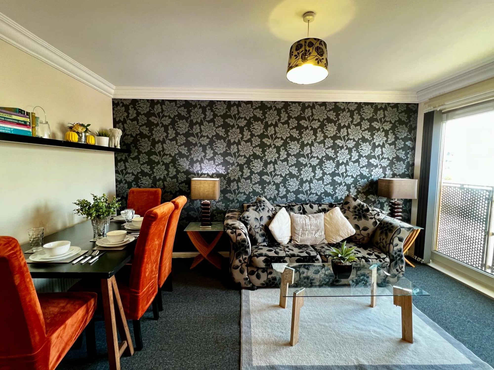 Апартаменти Stylish Modern Flat With Juliet Balcony & Parking Глазго Екстер'єр фото